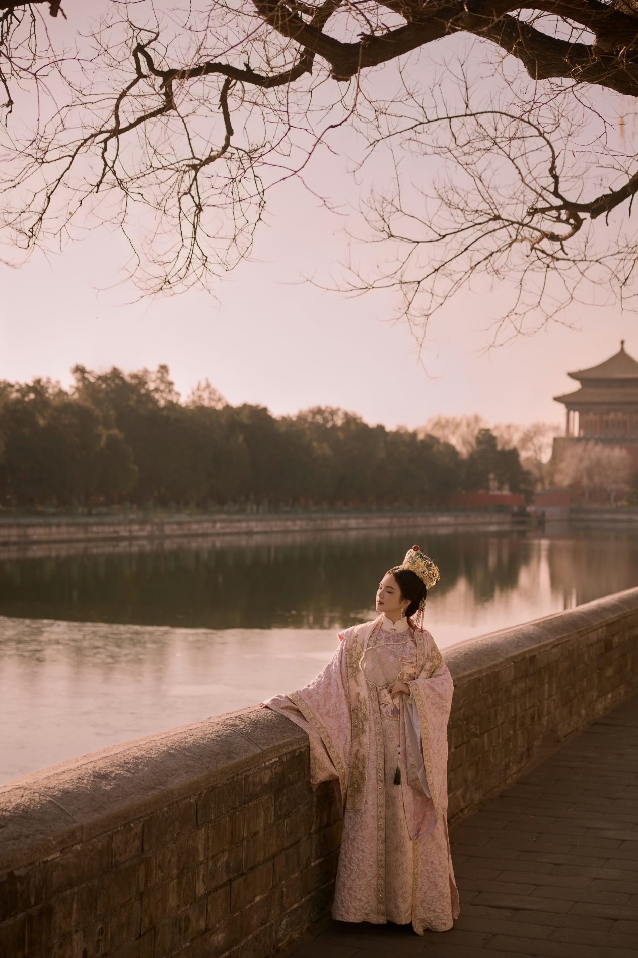Ming theme single person photography